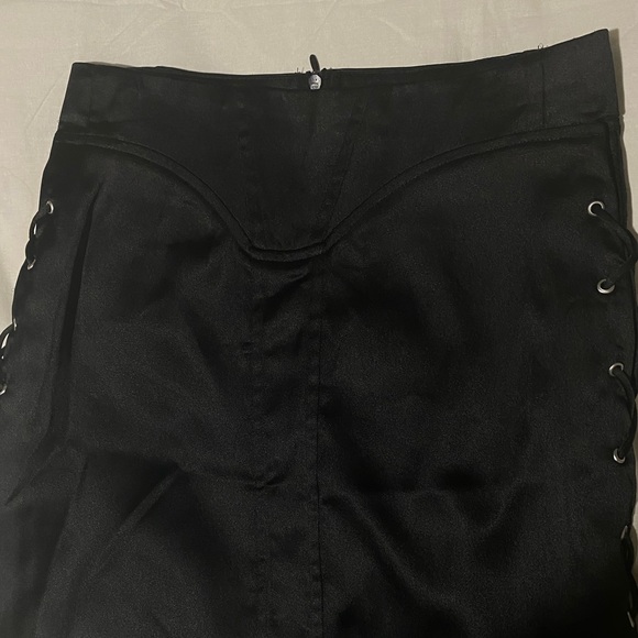 Zara mini lace up skirt - Picture 4 of 5